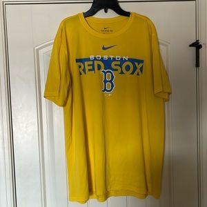 Nike Dri Fit Boston Red Sox T Shirt
